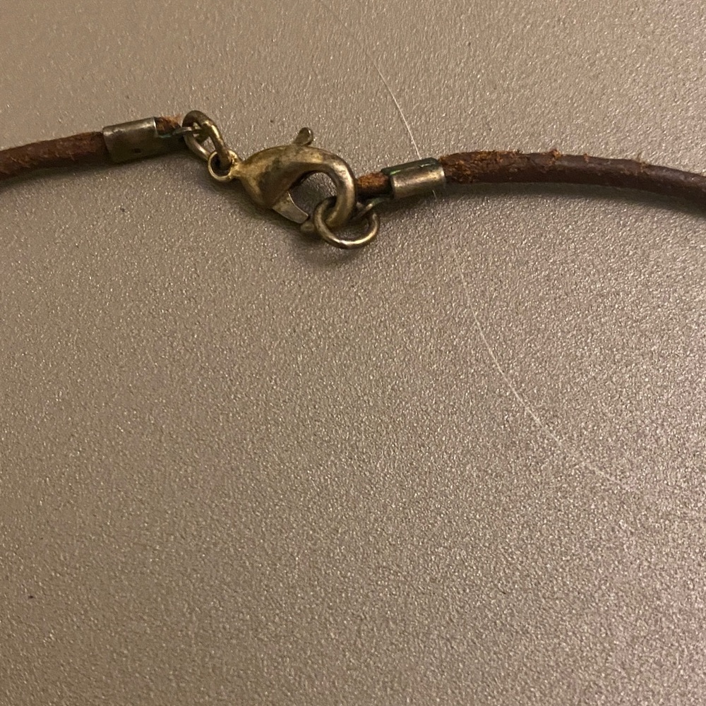 Chic Brown Leather Waterfall Necklace with Freshwater Pearls - Picture 3 of 3